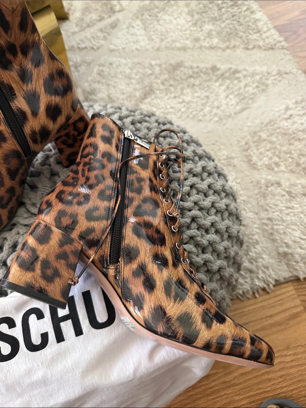 SCHUTZ Leopard-Print Lace-Up Ankle Boots in Brown. Sz 9B - Picture 8 of 9